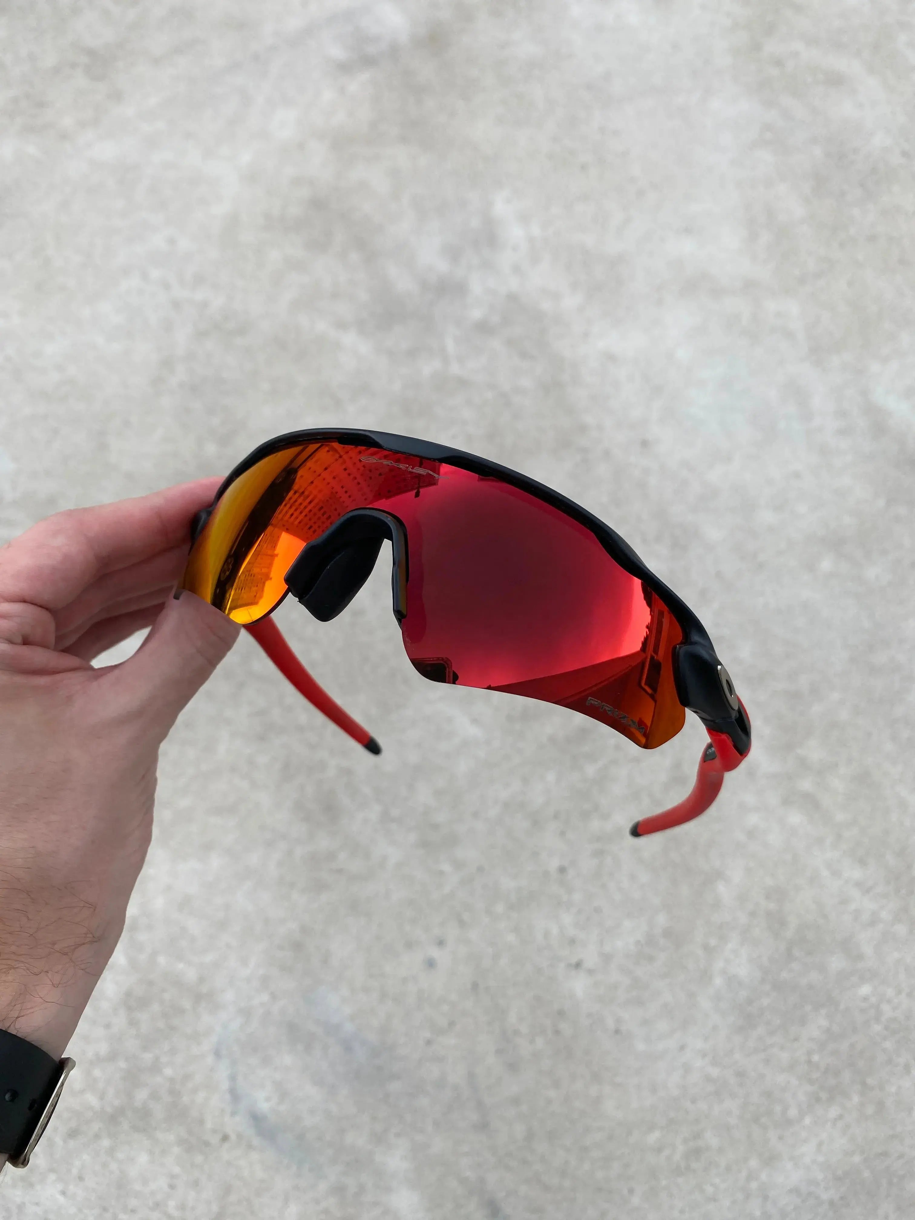 Radar Ev Preta Dark Ruby Kit Vermelho