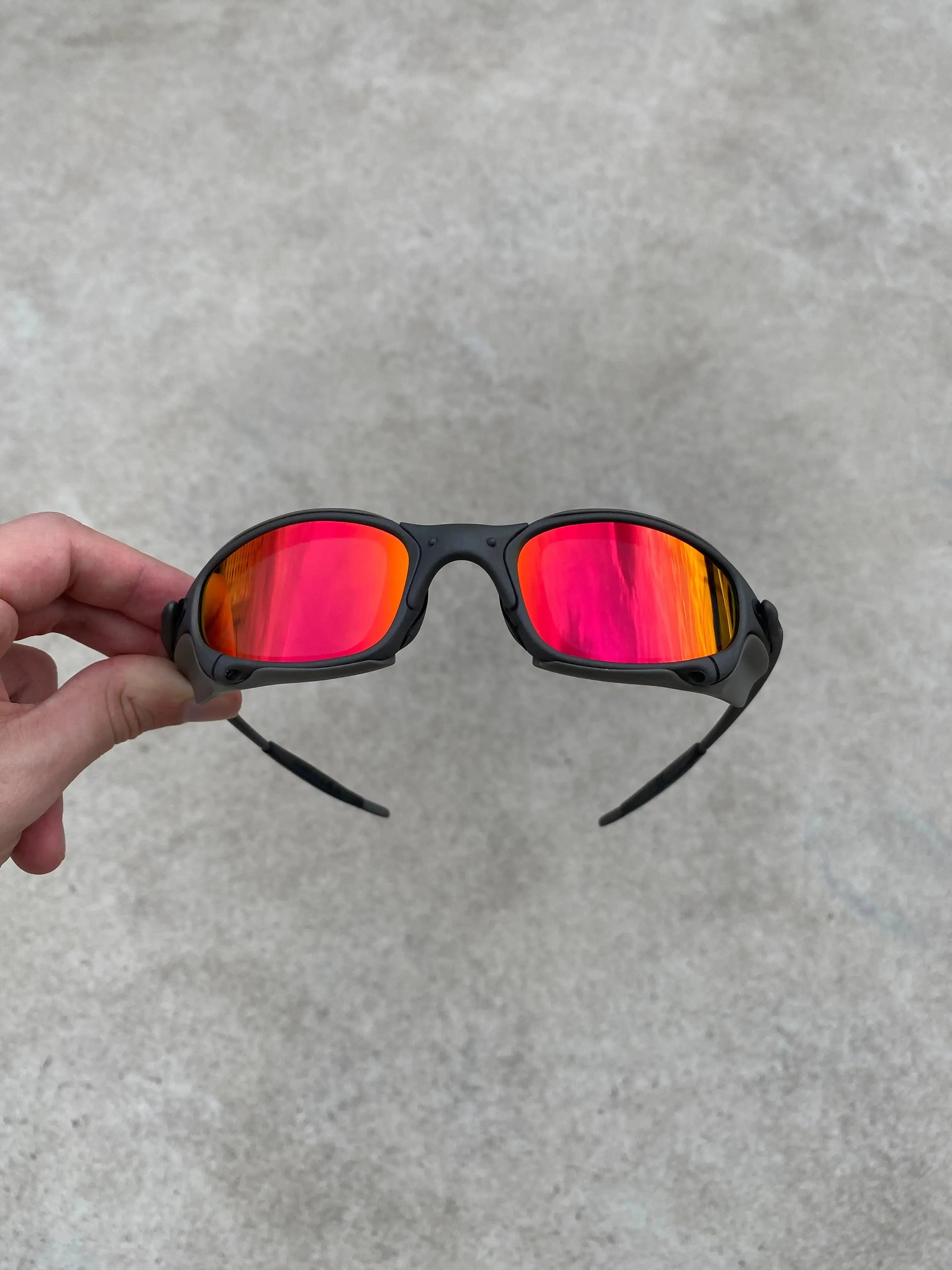 Juliet Xmetal Ruby Kit Preto + Sideblinder Cinza
