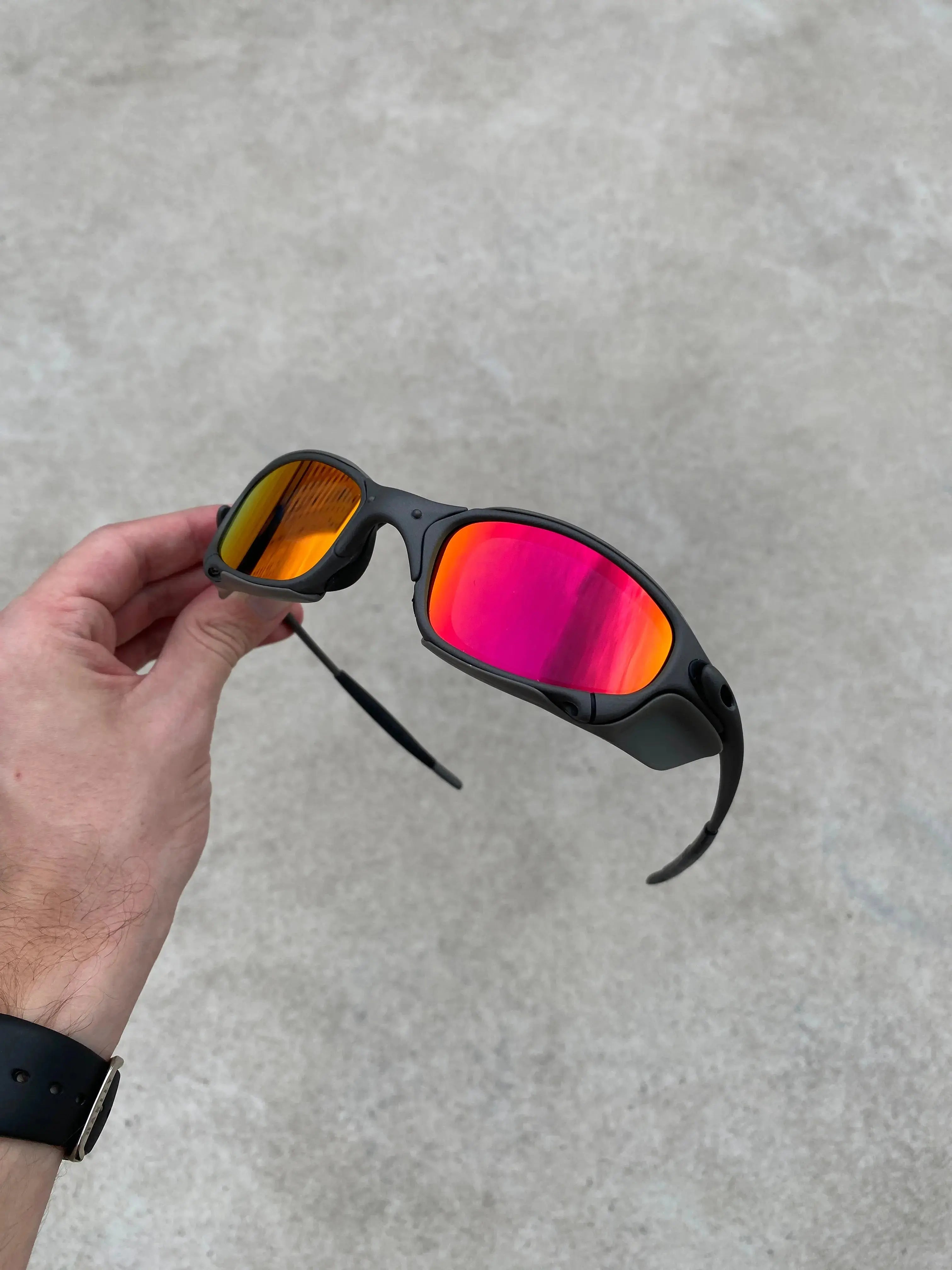 Juliet Xmetal Ruby Kit Preto + Sideblinder Cinza