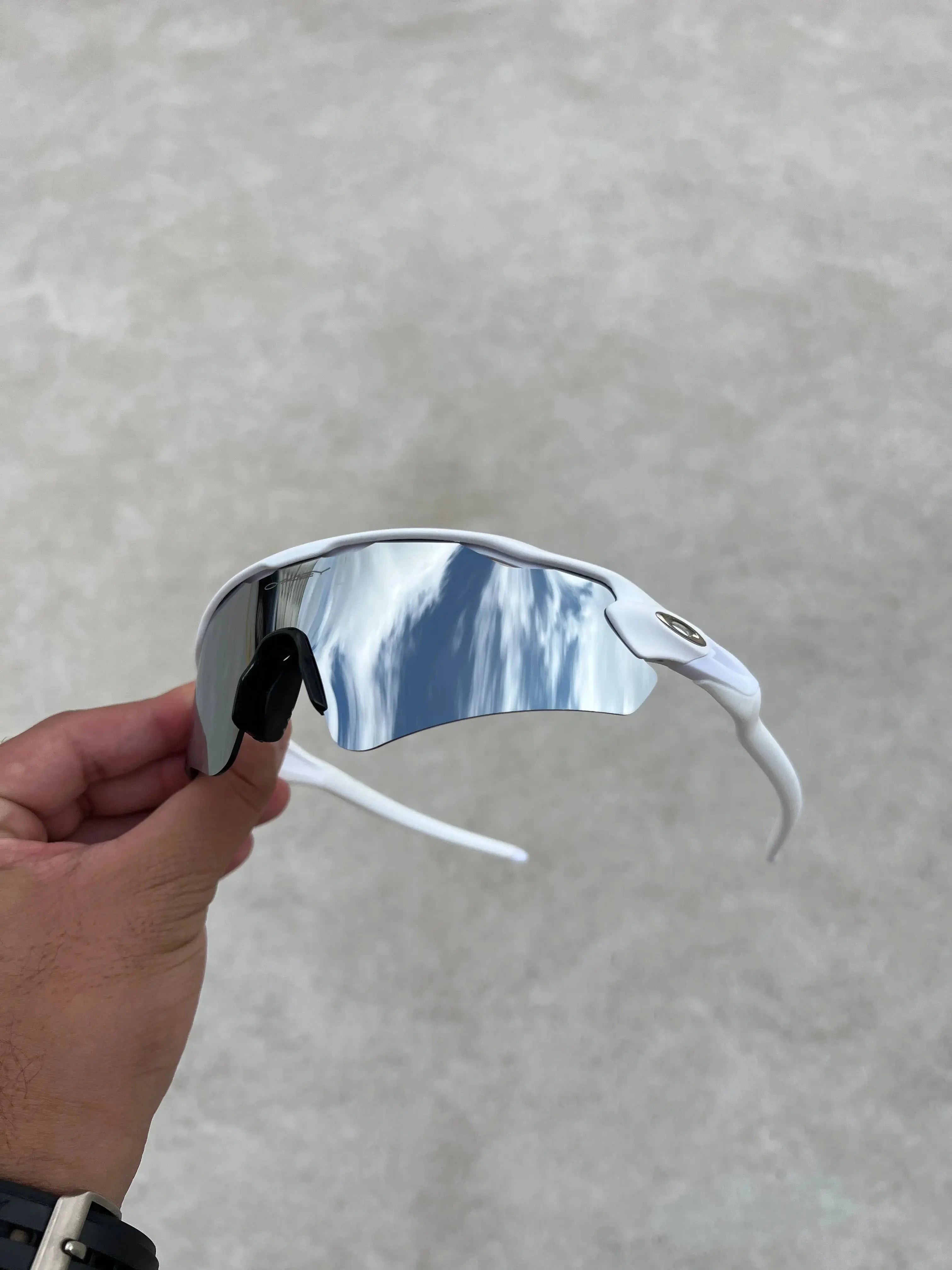 Óculos de Sol Radar Ev Branca Liquid Metal (2x1)