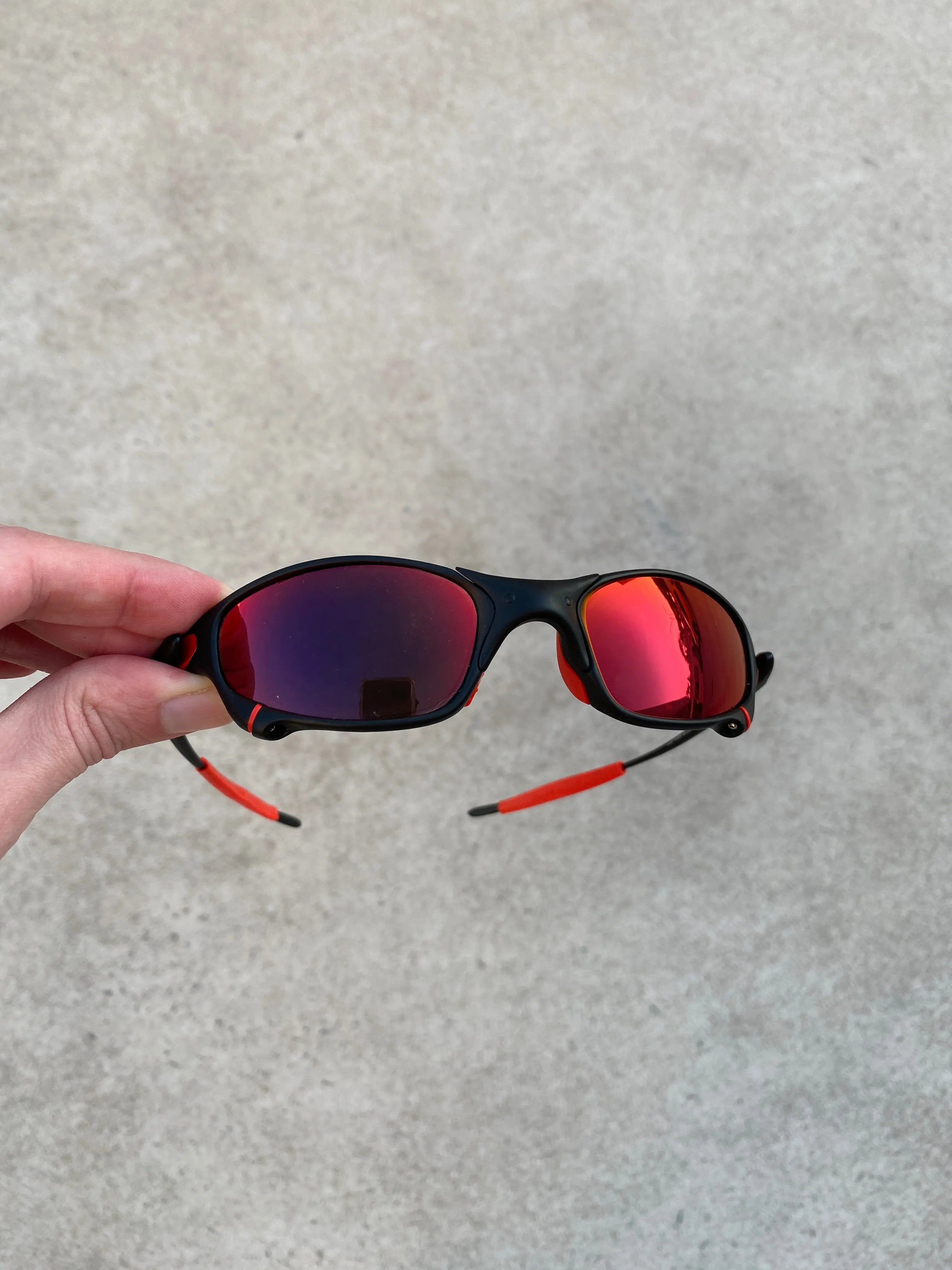 Juliet Premium Carbon Dark Ruby Kit Red