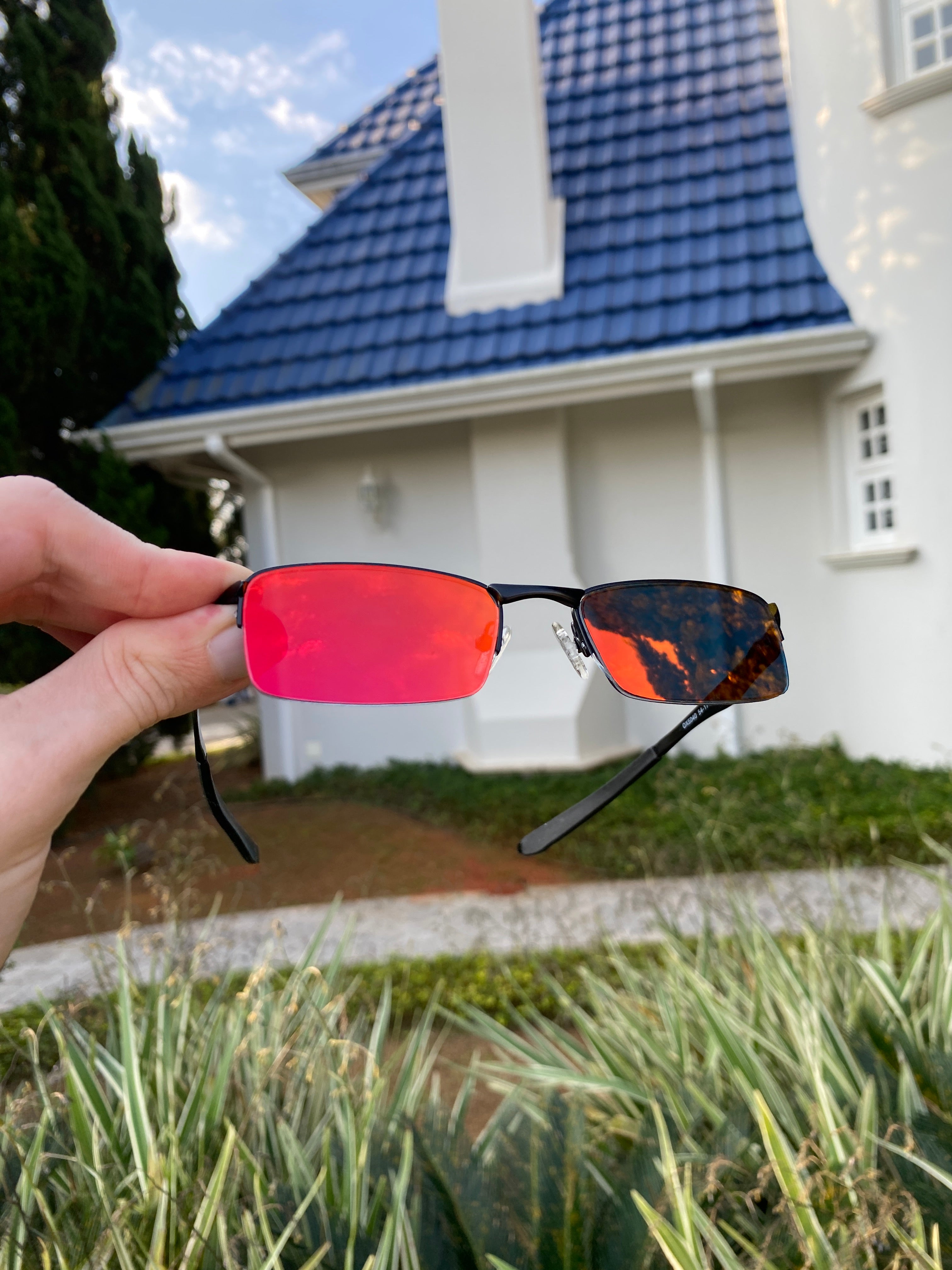 Óculos de Sol Lupa do Vilão Ruby - SALE