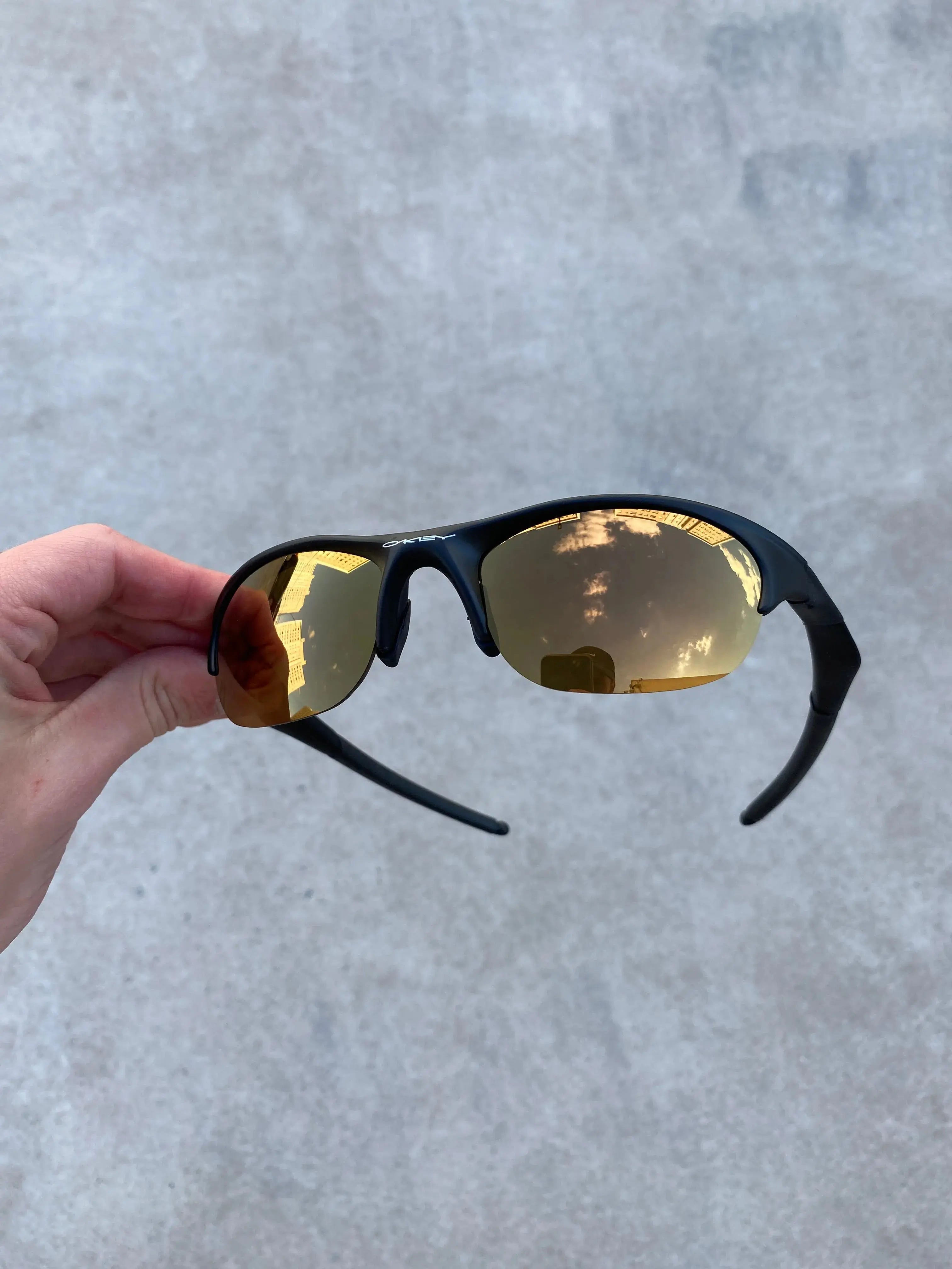 Half Jacket 1.0 Preta Gold Café + Brinde Surpresa (2X1)