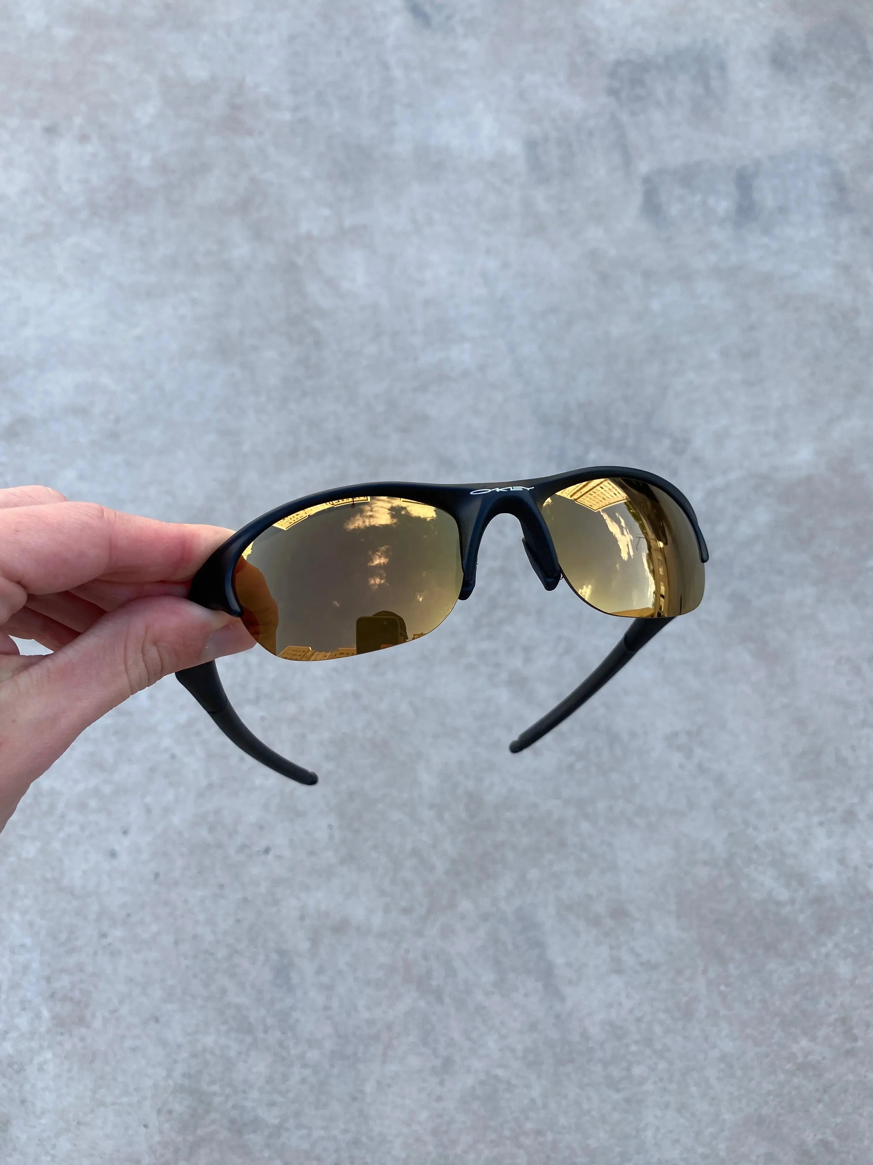 Half Jacket 1.0 Preta Gold Café + Brinde Surpresa (2X1)