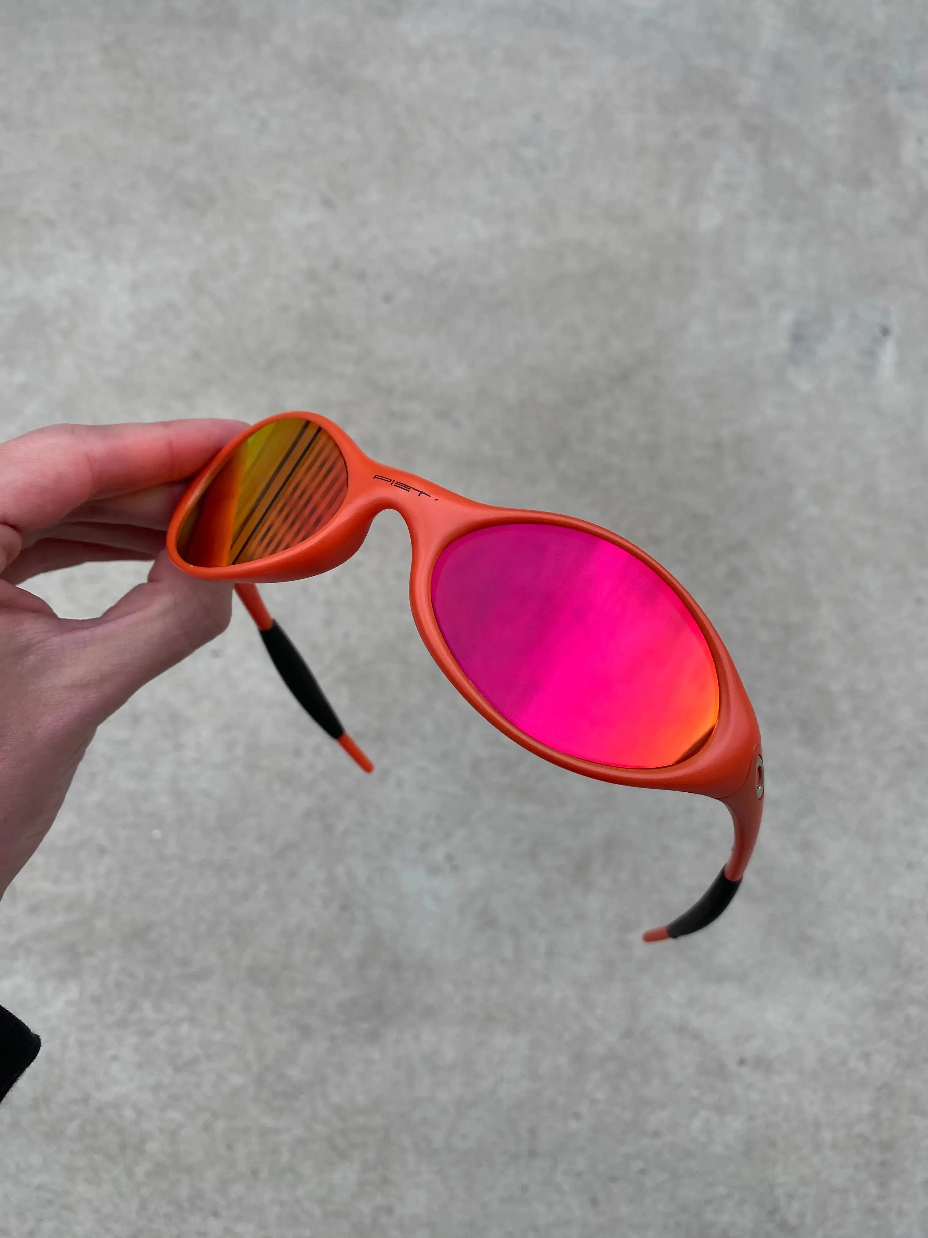 Eye Jacket P. Orange Ruby + Brinde Surpresa