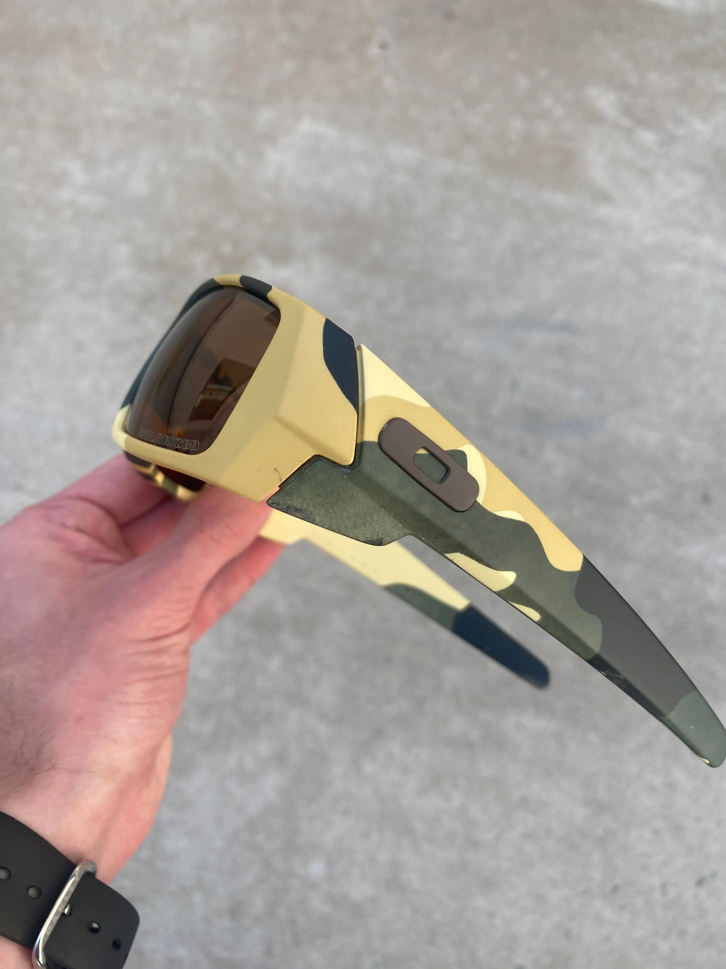 Gascan Camuflada VR28 + Brinde Surpresa