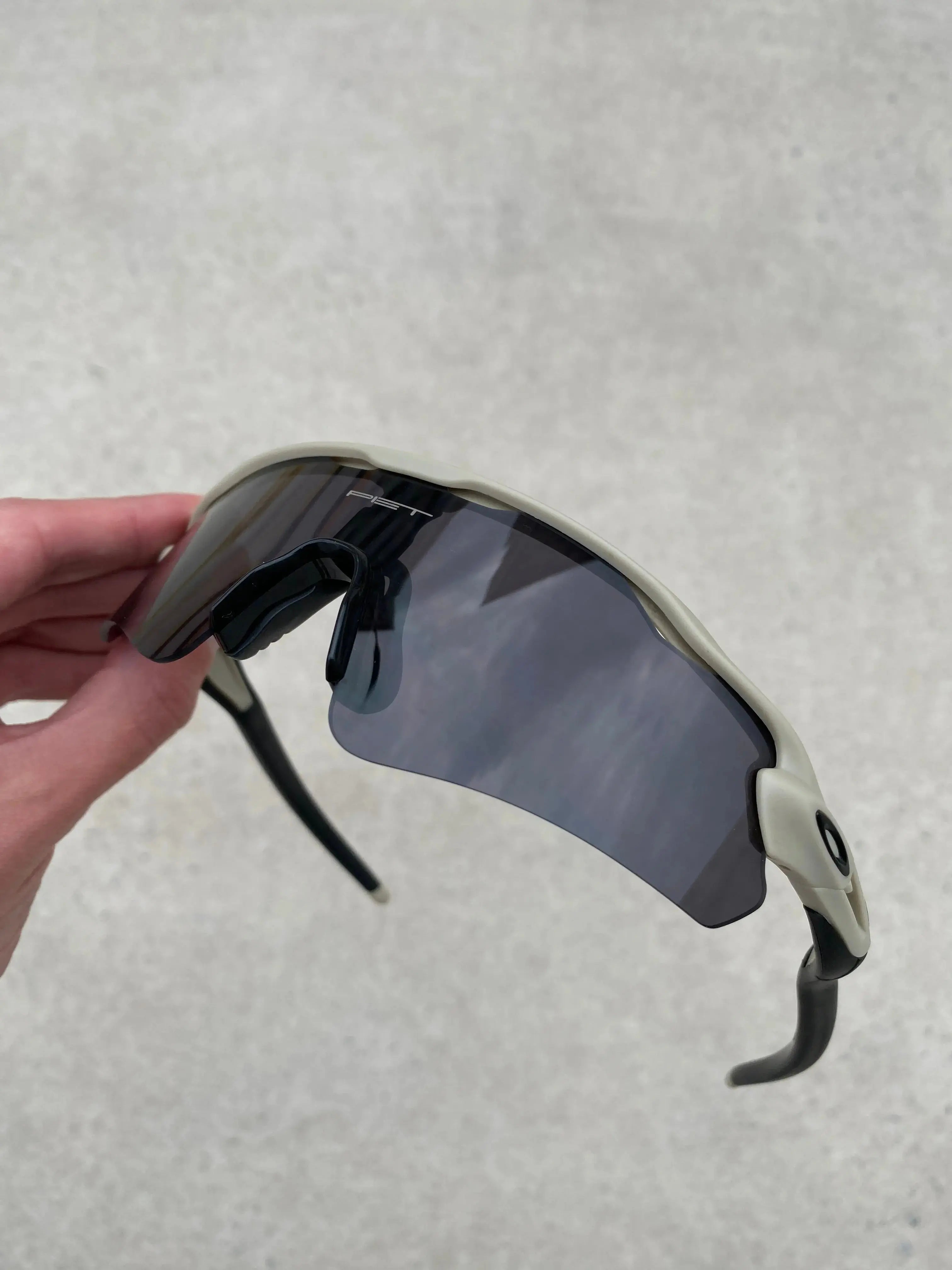 Óculos de Sol Radar Ev P. Matte Bone Preta (2x1)