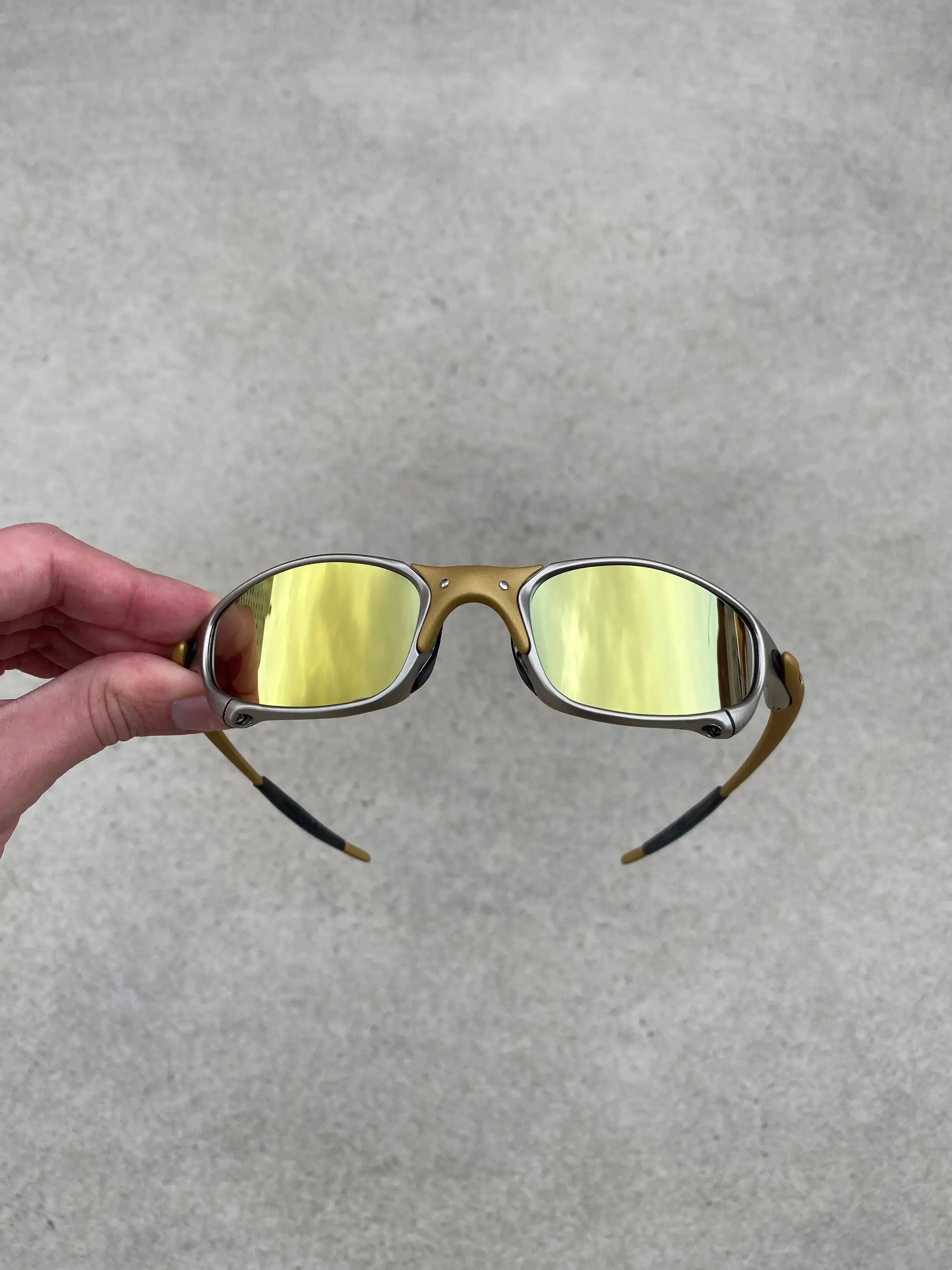 Juliet 24K Gold Kit Preto (2X1)