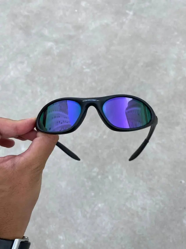 Minute Preta Violet + Brinde Surpresa (2X1)