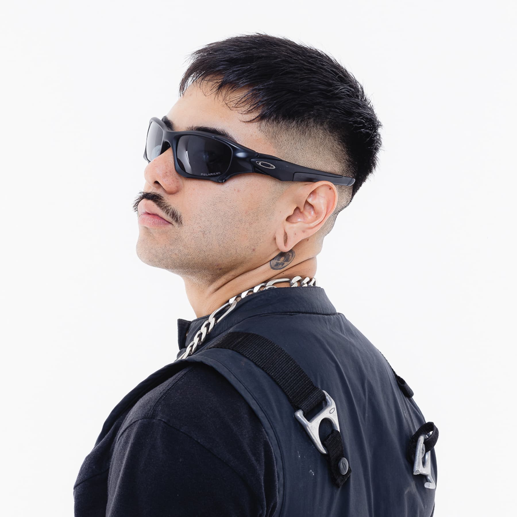 Pitboss — foto no rosto