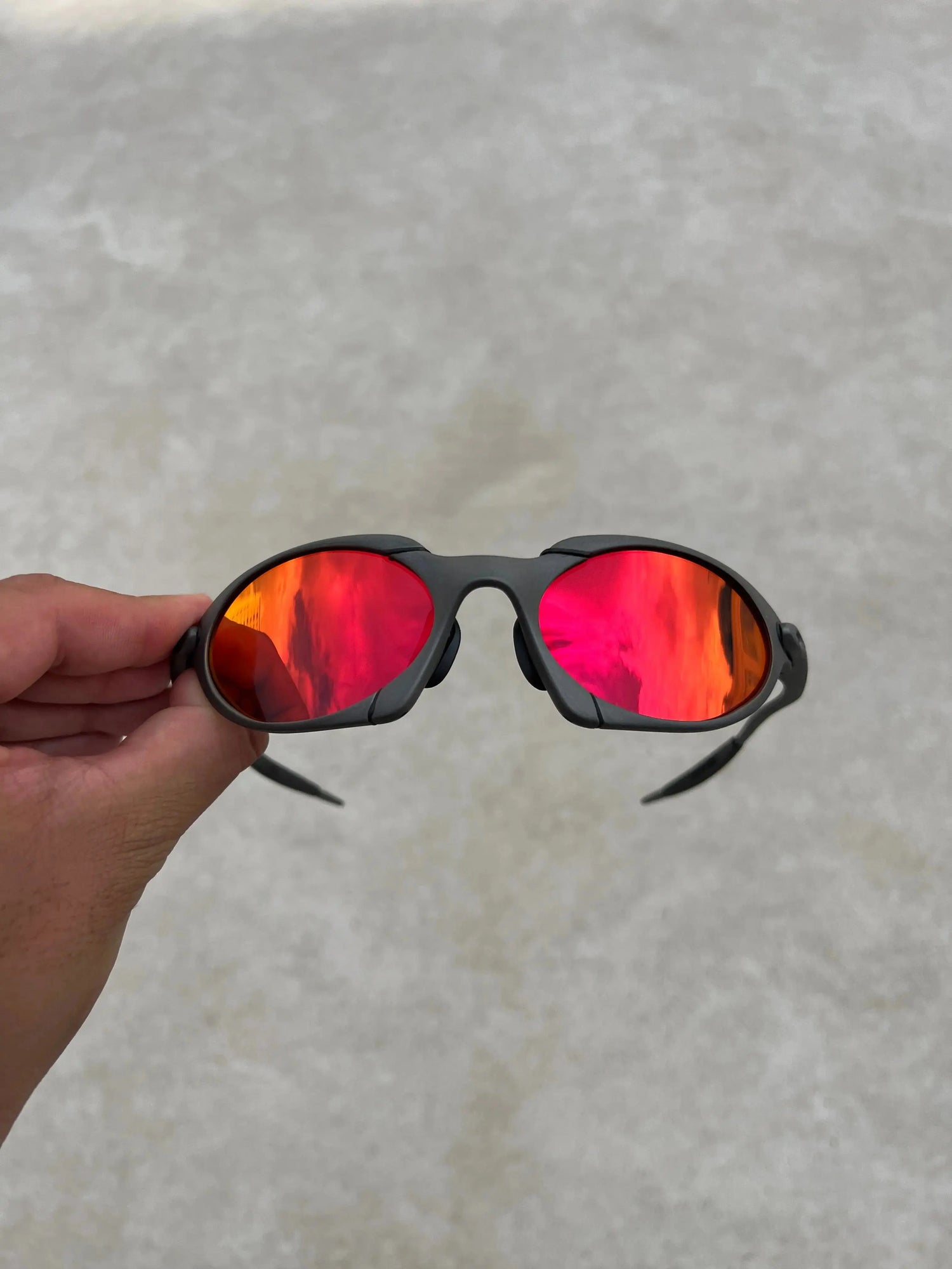 Romeo 1 Xmetal Ruby - SALE