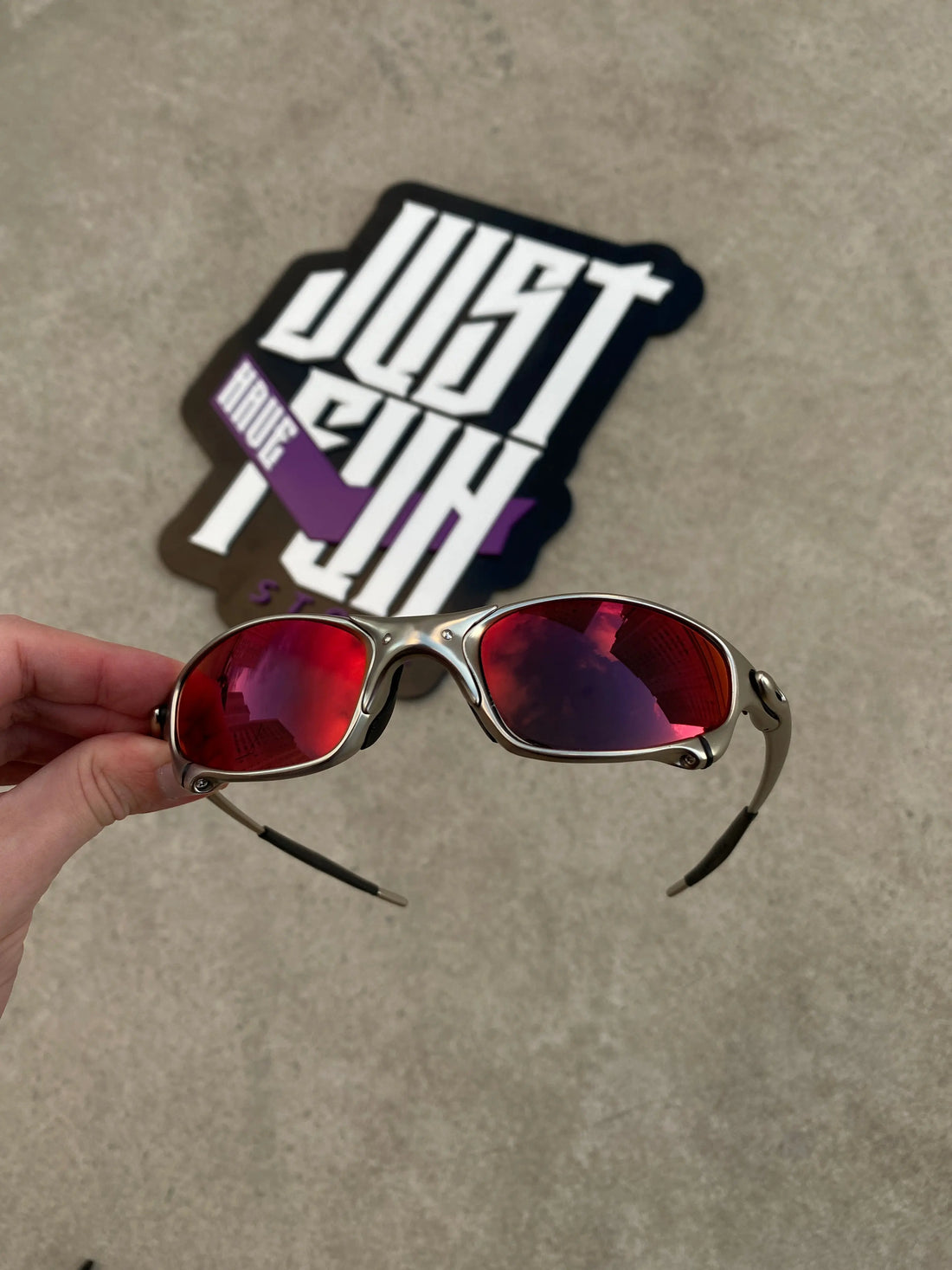 Óculos de Sol Juliet Premium Plasma Dark Ruby