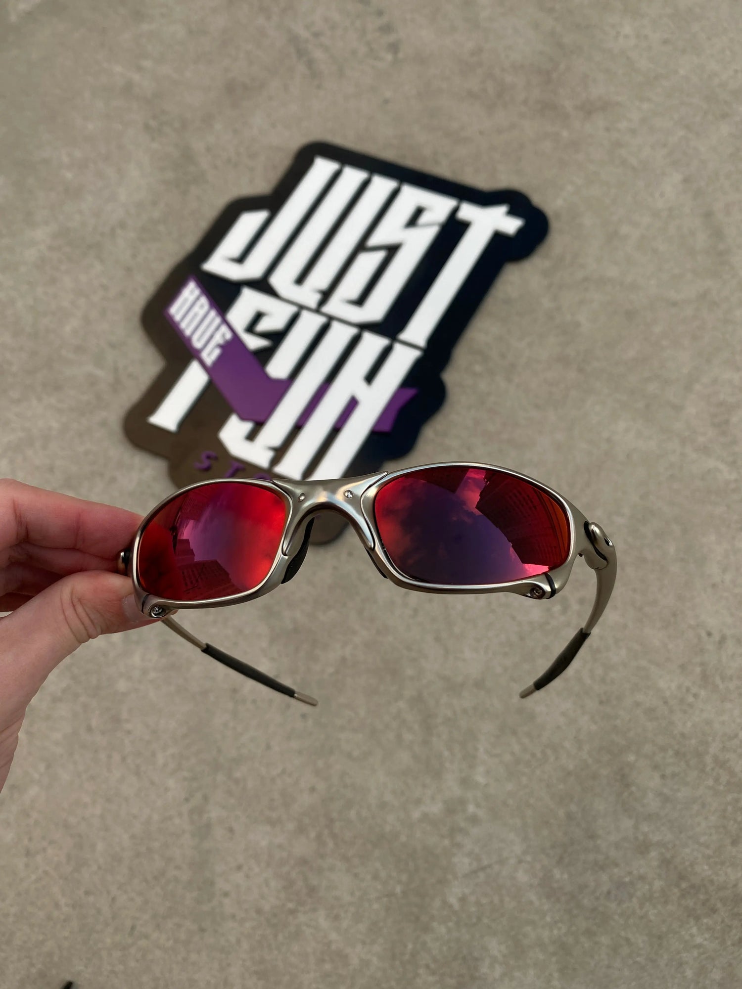 Óculos de Sol Juliet Premium Plasma Dark Ruby