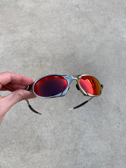 Romeo 1 Premium Plasma Dark Ruby