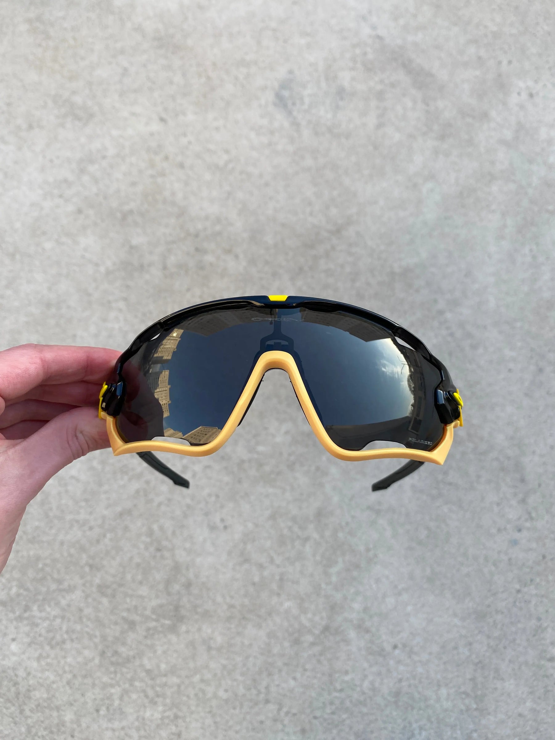 Jawbreaker Yellow Black + Case + Kit de Lentes + Brinde Surpresa