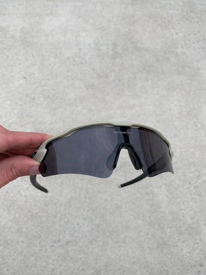 Óculos de Sol Radar Ev P. Matte Bone Preta (2x1)