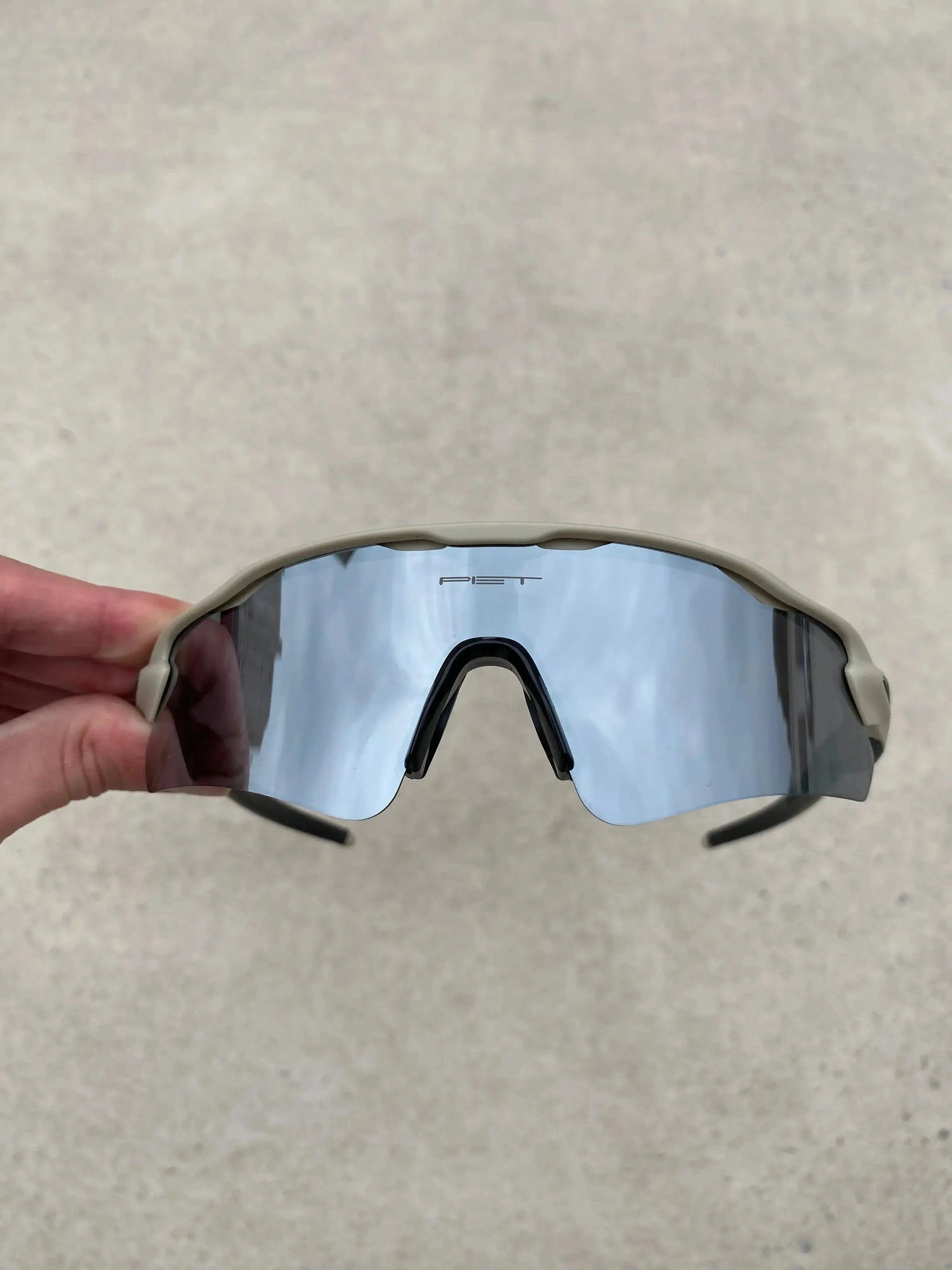Óculos de Sol Radar Ev P. Matte Bone Liquid Metal