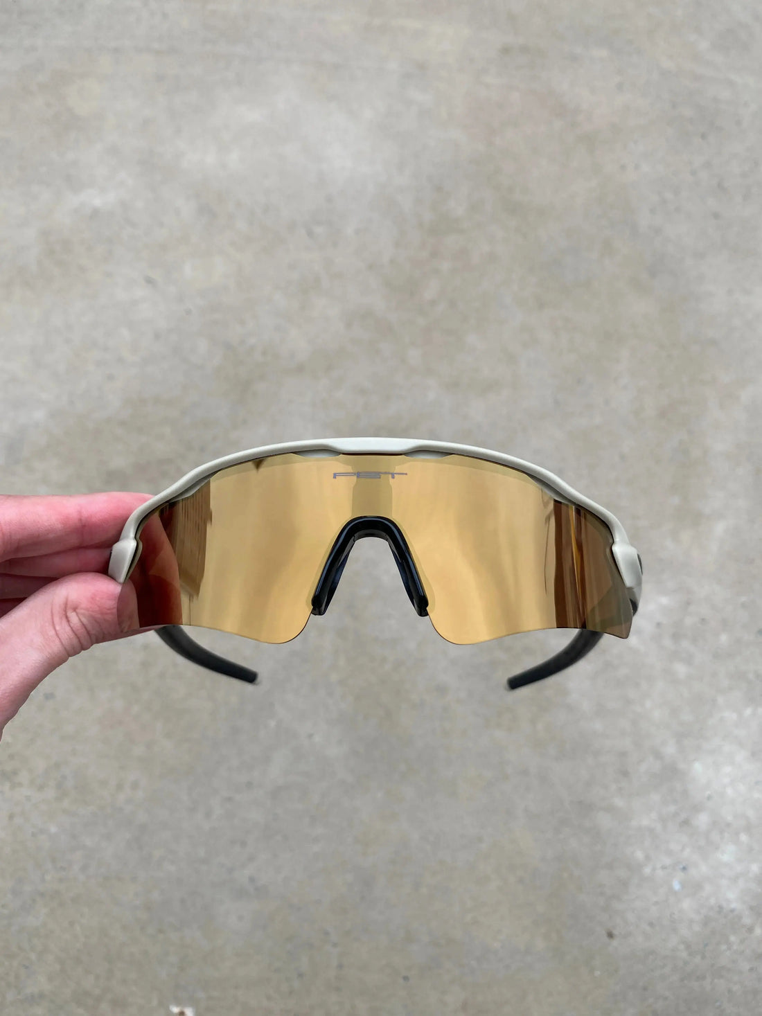 Óculos de Sol Radar Ev P. Matte Bone Gold Café